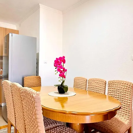 Apartment T&a